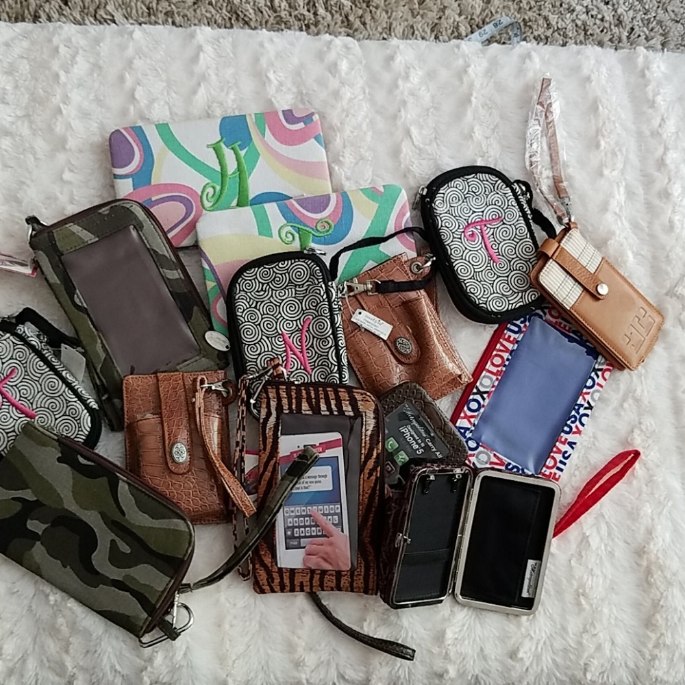 TWELVE OR MORE Resellers Bundle Wristlets and Wallets